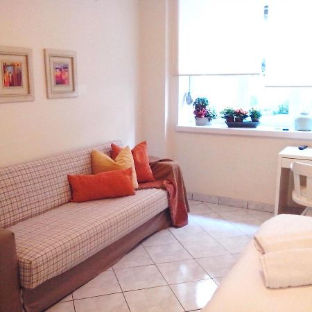 Kolonaki Cozy Apartment Atene Esterno foto